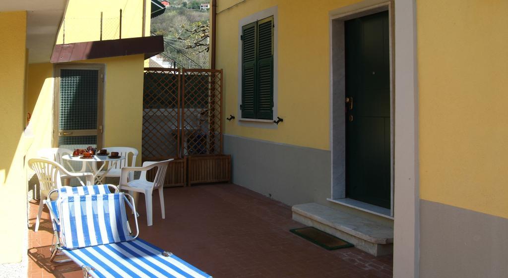 La Casa Delle Rose Room With Air Conditioning La Spezia Kültér fotó